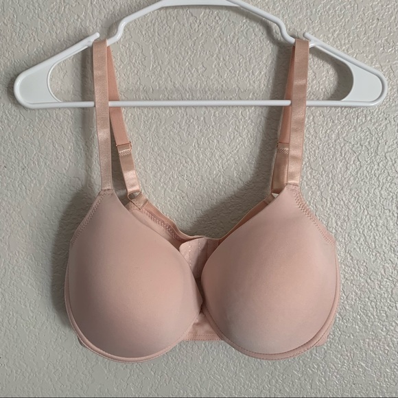 Danskin Other - Danskin light pink bra 36D